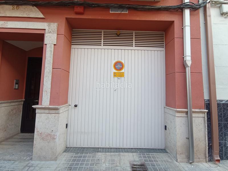 Foto 5d7a1807-0f9f-4694-955c-e0d8d0b9bbd6. Aparcament cotxe a Tomelloso