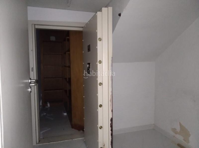 Foto 1f03ff45-4931-4eaf-b18f-5a07cf5f50a8. Local comercial en plaza de la constitución 9d en Carrión de Calatrava