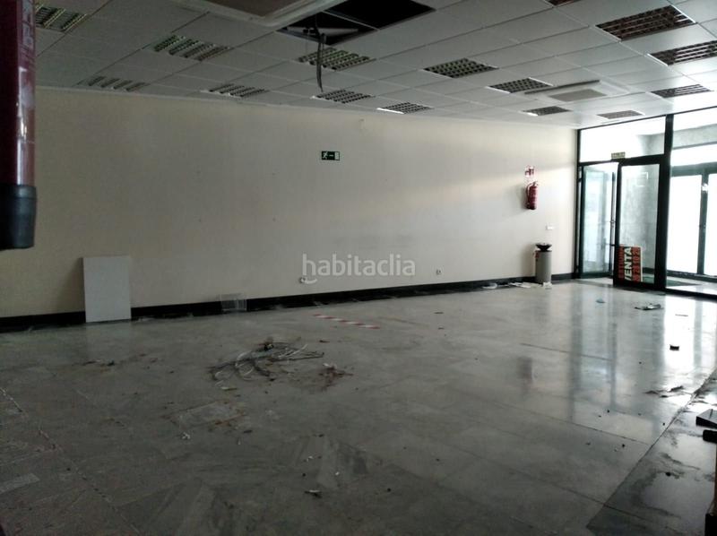 Foto 7639601b-b557-44db-962b-1dbb7b3fc588. Local comercial en plaza de la constitución 9d en Carrión de Calatrava