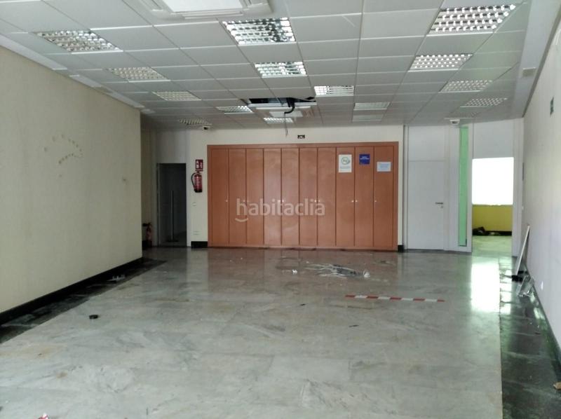 Foto a068126c-4afd-45d2-9363-47df7ca9a7f4. Local comercial en plaza de la constitución 9d en Carrión de Calatrava