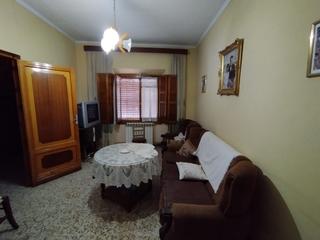 Casa aparellada  Calle nueva. Fantástica casa para reforma en la ciudad de tomelloso