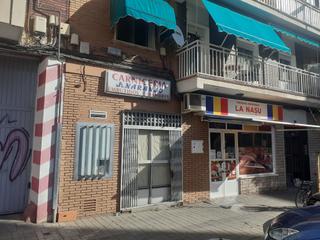 Local commercial  Calle de la mata. Local comercial en calle mata