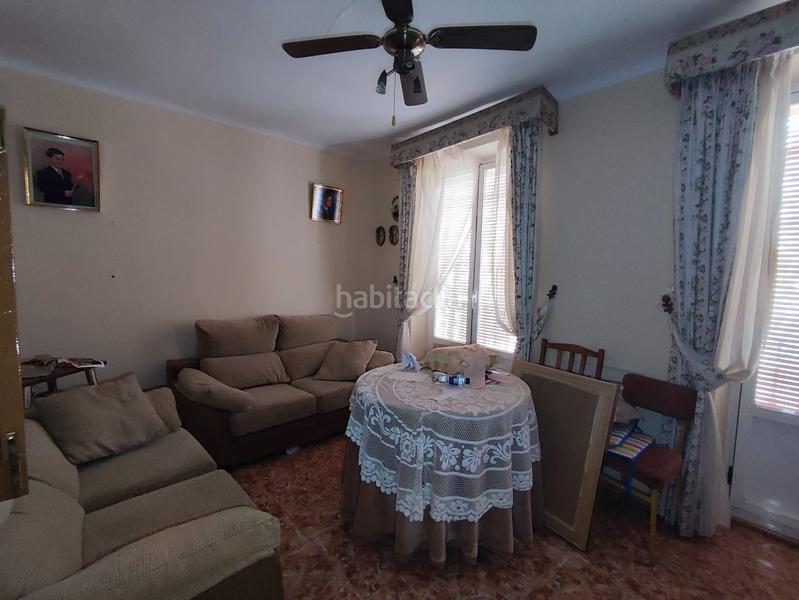 Foto 06429ac3-eab2-4d83-8546-ccf7c1e3ccb1. Casa aparellada a Manzanares