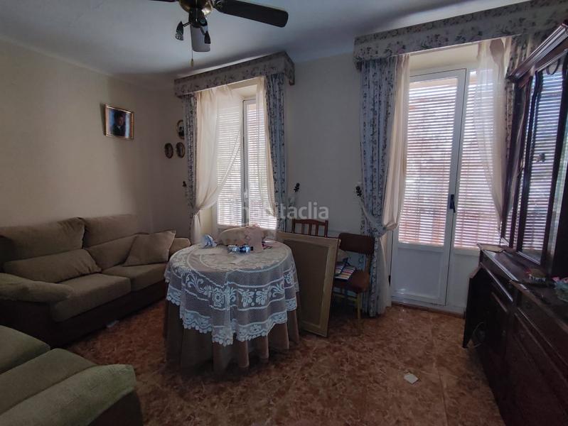 Foto 0e43a02a-e36b-4749-8cd0-6639b152e561. Casa aparellada a Manzanares