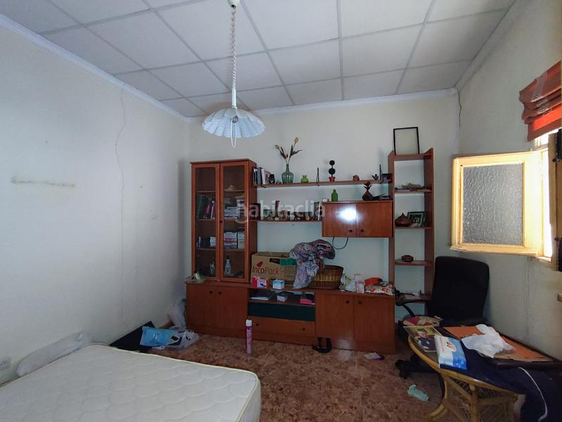 Foto 383dfbb9-8c9f-479d-8773-22fe53deaea1. Casa aparellada a Manzanares