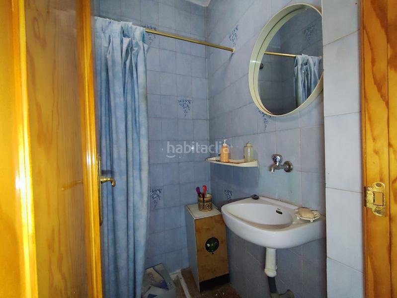 Foto 6cc2c3a9-f1e2-4f76-9db5-b55c053381b2. Casa aparellada a Manzanares