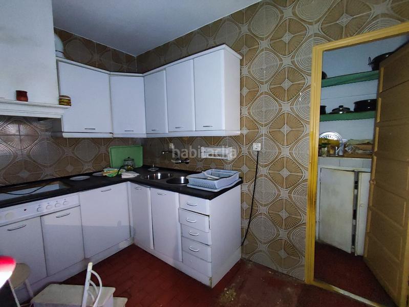 Foto 86ce1a48-62b8-4b11-8cf1-e92a04bf3482. Casa aparellada a Manzanares