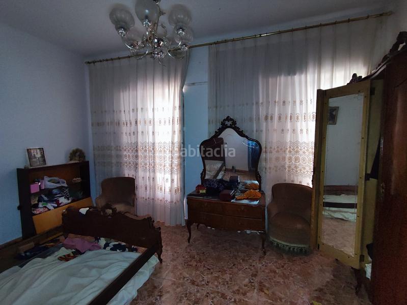 Foto bc6e00d9-5d43-44b0-b5fb-9ded12a1c6e7. Casa aparellada a Manzanares