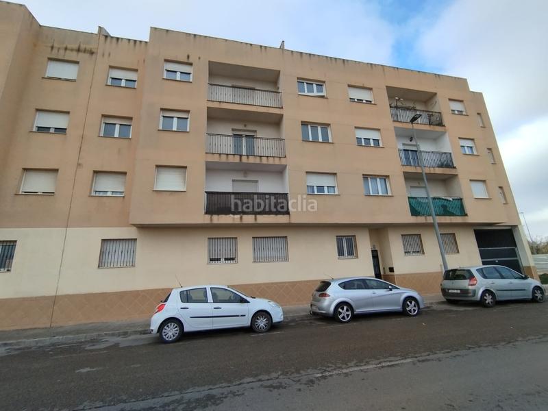 Foto 84f3d854-76ca-4bd7-a5be-394f2b21cc2d. Aparcament cotxe a Tomelloso