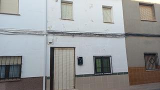 Casa  Calle miguel esteban. Casa con patio de 50 m2