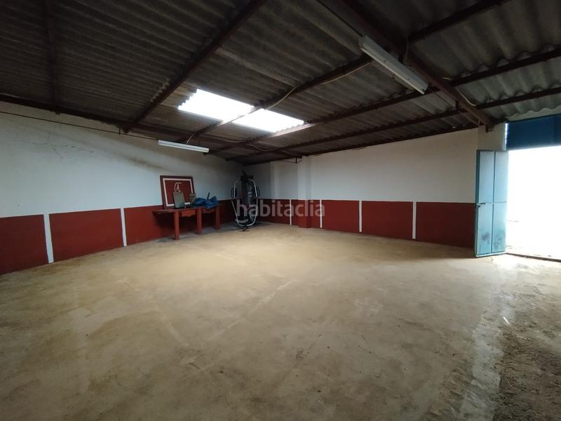 Foto cd03627a-6969-4c70-b70d-7b1c2f235e88. Nau industrial a Tomelloso