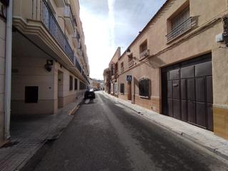 Maison  Calle ángel izquierdo. Fantástica vivienda con negocio en el centro de tomelloso