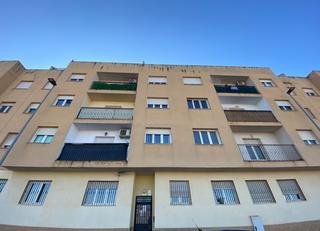 Aparcament cotxe a Calle jerez 1. Plaza de garaje a escasos metros de la avenida antonio huertas