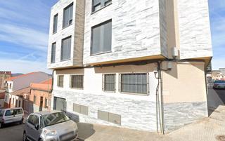 Aparcament cotxe a Calle maría auxiliadora 42. Plaza de garaje de 18m2
