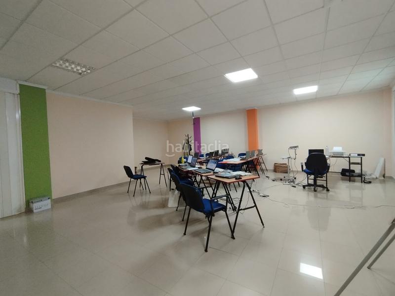 Foto 8b8a18b2-2b1e-42a1-9b39-2664321f5b55. Local commercial dans Tomelloso