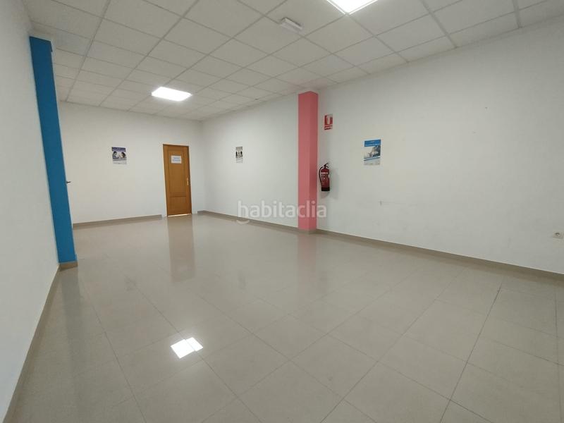 Foto b509728e-4dbe-4dba-a64d-32e59ef5eb3b. Local commercial dans Tomelloso