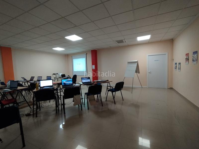 Foto e5612274-6541-4873-8380-f03fc4d33826. Local commercial dans Tomelloso