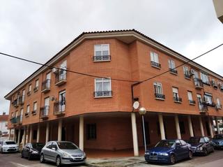 Local commercial à Calle san urbano 27. Gran oportunidad! pase su oferta