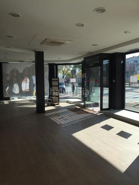 Foto 03370714-a473-4412-a056-16211fde71f9. Alquiler local comercial local en ronda granada en Ciudad Real