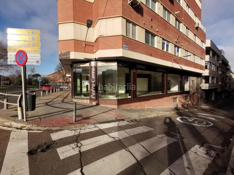 Foto 5e31166f-ed8d-445b-8fae-a585e2e6a082. Alquiler local comercial local en ronda granada en Ciudad Real