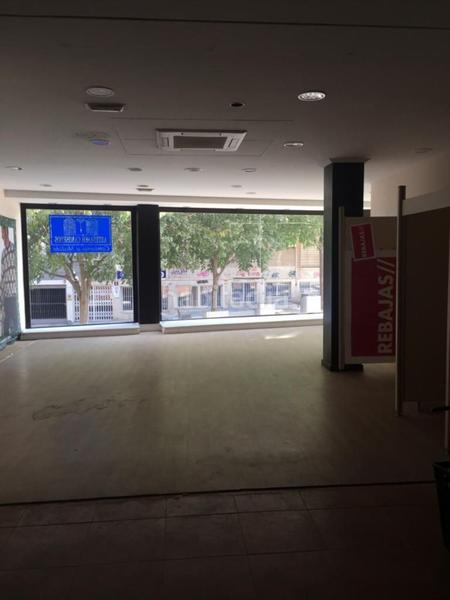 Foto 9a63add4-c26f-43c3-82b4-22fec415fe13. Alquiler local comercial local en ronda granada en Ciudad Real