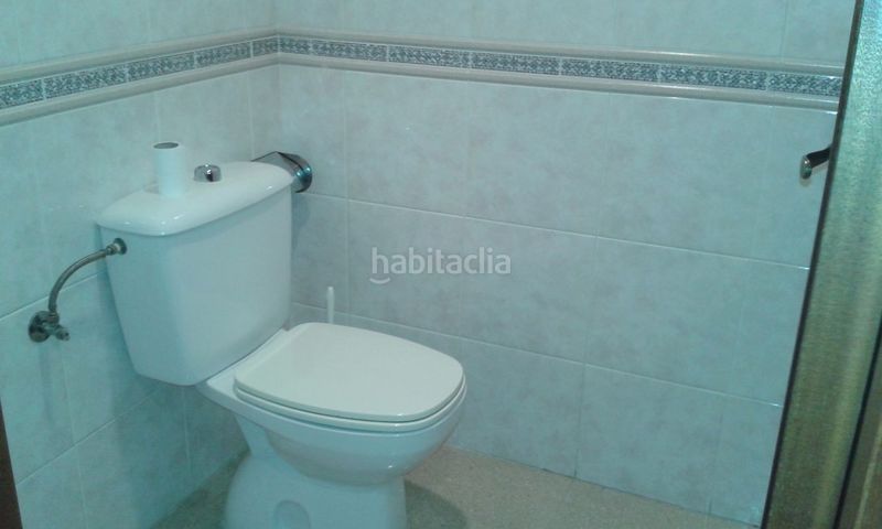 Foto 867ec8cf-8e4d-4b49-b444-706d8ff9ee7a. Lloguer local comercial a Plaza de Toros Ciudad Real