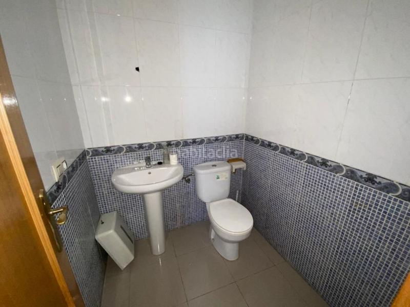 Foto 911f619a-8e9a-4e97-b096-2cf0ed6341dd. Alquiler local comercial local en pedrera baja en Ciudad Real