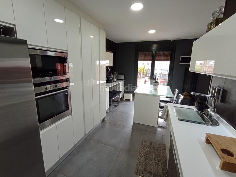 Foto 26aa3c83-0e7d-41fe-9d52-2dab75ced7e3. Penthouse with heating parking pool in Tomelloso