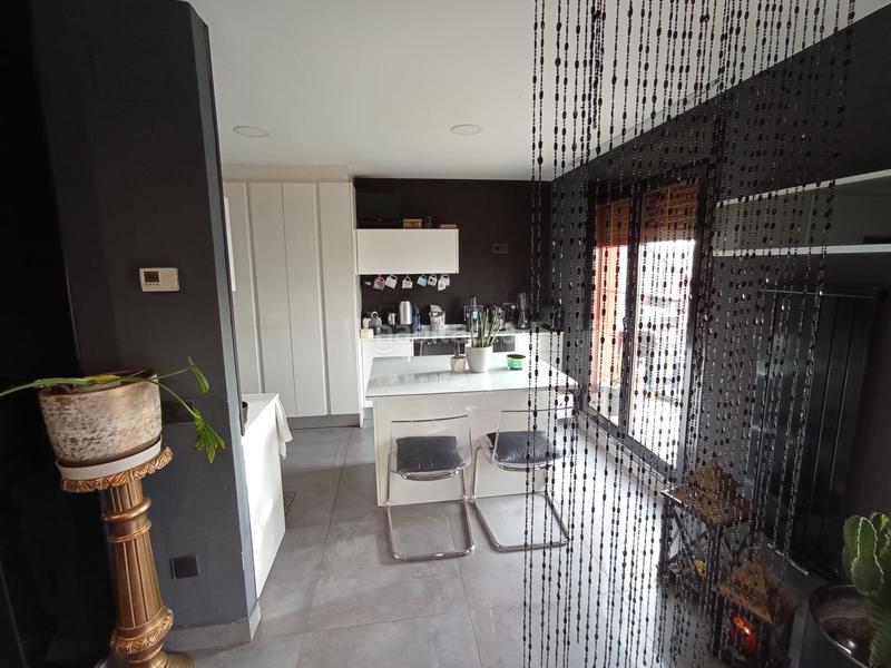 Foto 877705be-90c3-424d-9f55-f0e85f21b1bd. Penthouse with heating parking pool in Tomelloso