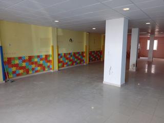 Miete Geschäftsraum  Calle de pedrera alta. ¡alquiler de amplio local acondicionado en ubicación estratégica