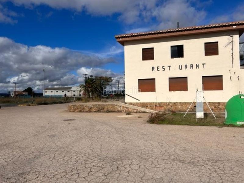 Foto 5c7e033e-bb28-42c2-b1b1-149ca7ec9a70. Gebäude in Argamasilla de Calatrava