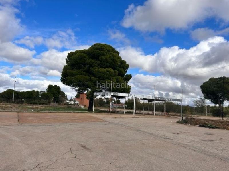 Foto bc956ef1-bc0a-4aeb-9b4c-5b418019c614. Gebäude in Argamasilla de Calatrava