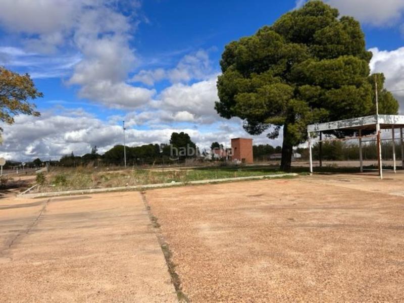 Foto fefdaf08-d7f0-48ec-9bfe-302ff3aada42. Gebäude in Argamasilla de Calatrava