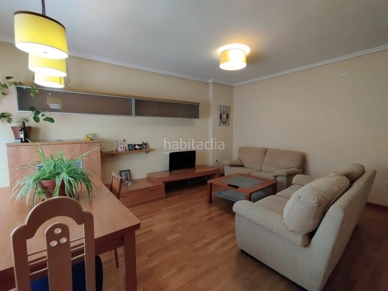 Foto d51ce381-09da-4a7f-92f5-963a0e306d97. Piso fantástico piso cercano al centro en Tomelloso