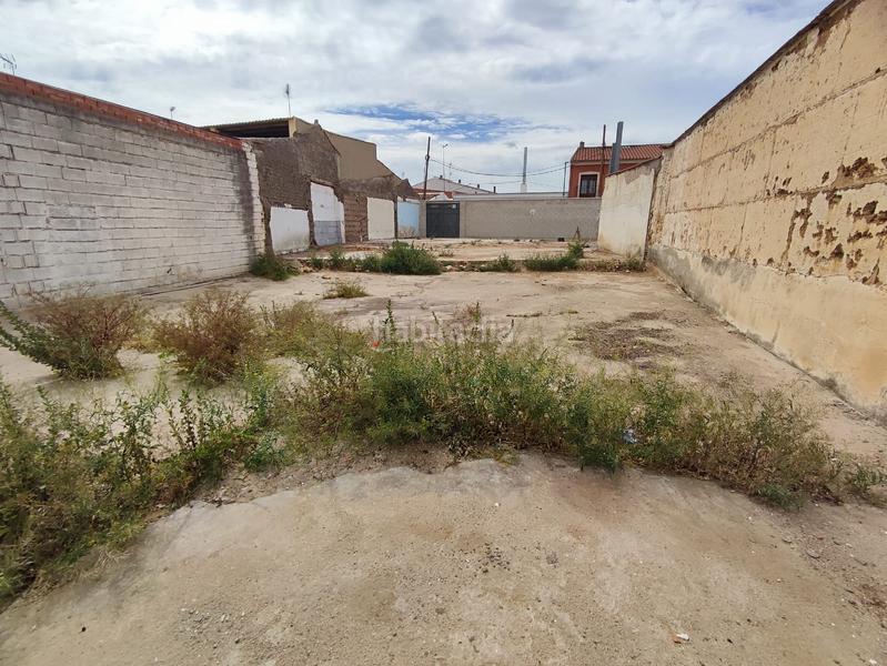 Foto 16ed2723-ddc1-4bf6-a61f-5a649c887c36. Terreno residencial suelo urbano de 498 m2en calle principal próxima al centro en Tomelloso