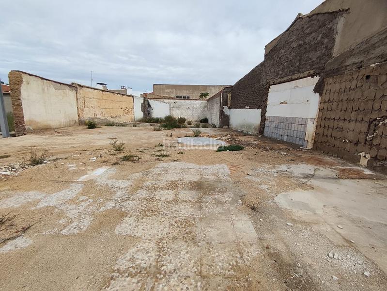 Foto 664983a6-0b77-487d-8b2f-8db4ff051f8c. Terreno residencial suelo urbano de 498 m2en calle principal próxima al centro en Tomelloso