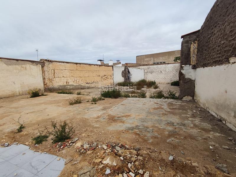 Foto 8a59c4d8-3201-479e-b731-0fa923946caf. Terreno residencial suelo urbano de 498 m2en calle principal próxima al centro en Tomelloso