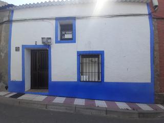 Casa  Calle cruz b. Casa con patio de 60m2