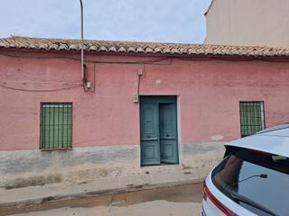 Casa  Calle echegaray. Oportunidad casa con dos amplios patios