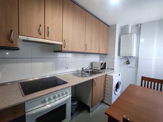 Lloguer Pis  Calle cervantes. Piso con plaza de garaje y comunidad incluido en el precio