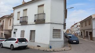 Casa  Calle guindalera. Casa a dos calles en campo de criptana