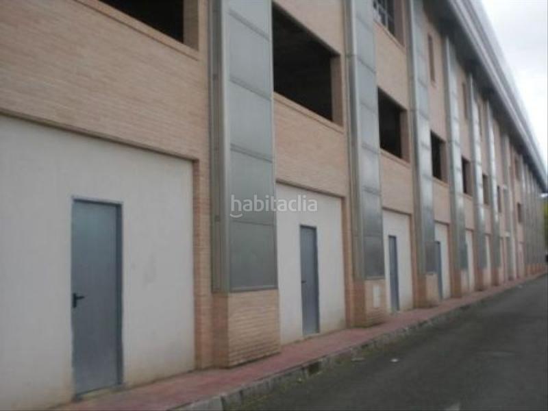 Foto 715c6bd0-78c8-4b94-8493-dde45f29b7be. Miete geschäftsraum in avenida almadén 9 in PAU 2-600 Puertollano