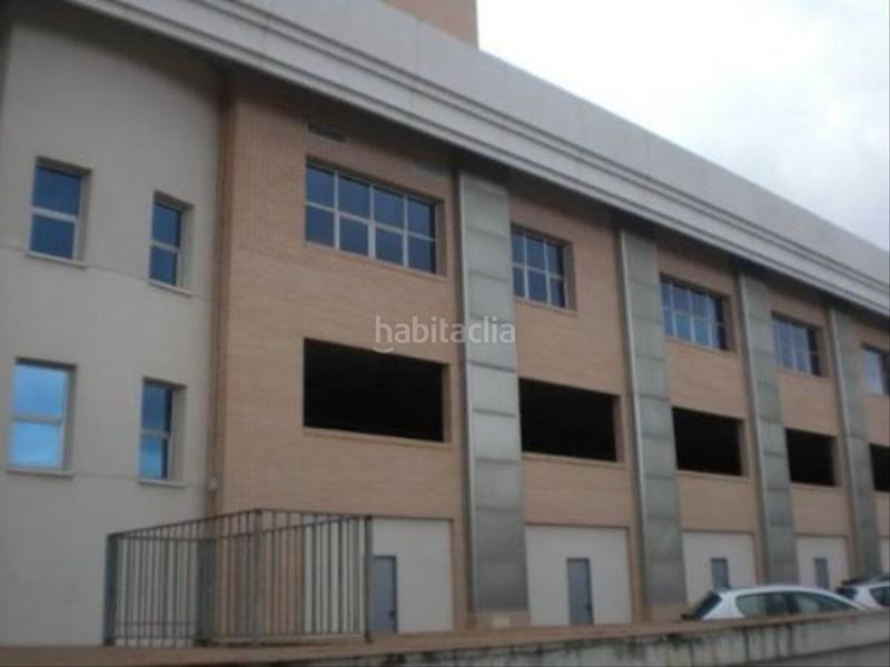 Foto 7ead7dfa-033a-4319-85d4-4e8643e8f78e. Lloguer local comercial a avenida almadén 9 a PAU 2-600 Puertollano