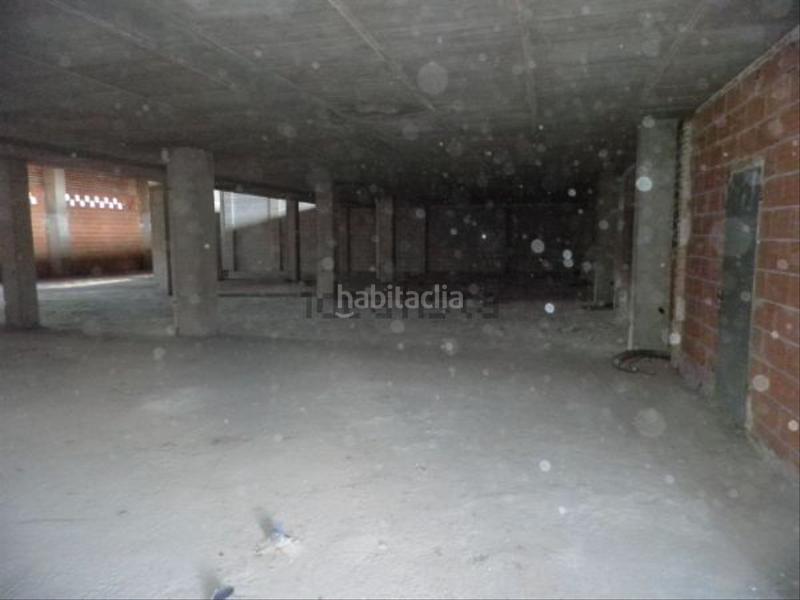 Foto f86aa915-88d7-4533-b922-486aaf0ce690. Lloguer local comercial a avenida almadén 9 a PAU 2-600 Puertollano