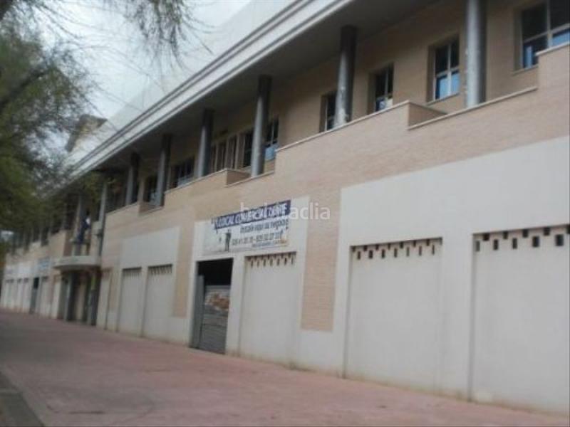 Foto 21bd1129-11e9-4d5a-bd08-f6df90e5337f. Location local commercial dans avenida almadén 9 dans Puertollano