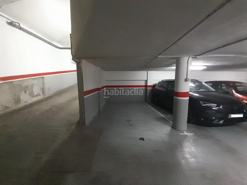 Foto ca5fb601-38c6-4f73-bb27-617debc7d723. Aparcament cotxe a Centro Puertollano