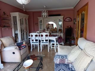 Casa adossada a Avenida puente de retama 34. Adosado cerca del hospital