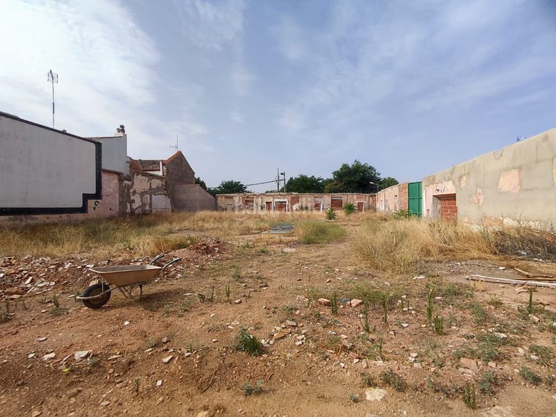 Foto bdd9a27d-a3b3-4e67-8f02-60a9e1e5dfa4. Terreno residenziale in Manzanares