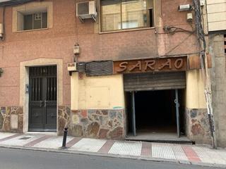 Local commercial à Calle numancia 6. Local comercial a pie de calle