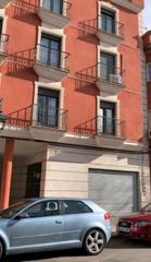 Local commercial  Calle de doña crisanta. Oferta de local de mas de 1000 metros en en centro de la ciudad